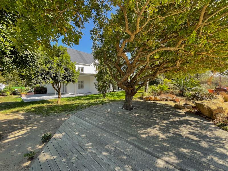 To Let 4 Bedroom Property for Rent in Hout Bay Western Cape